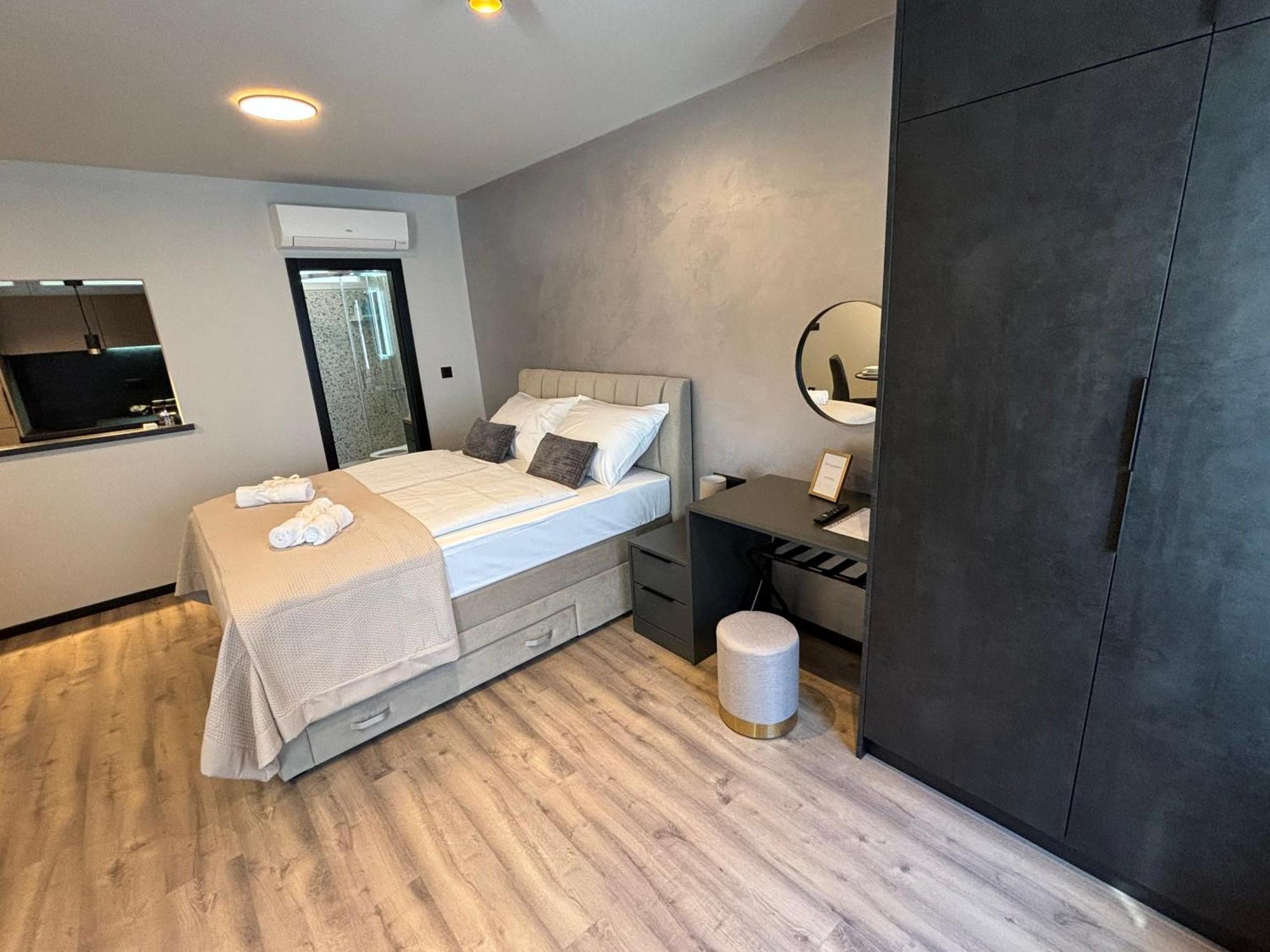 Studio Apartman Versi Old Town Zadar Eksteriør bilde
