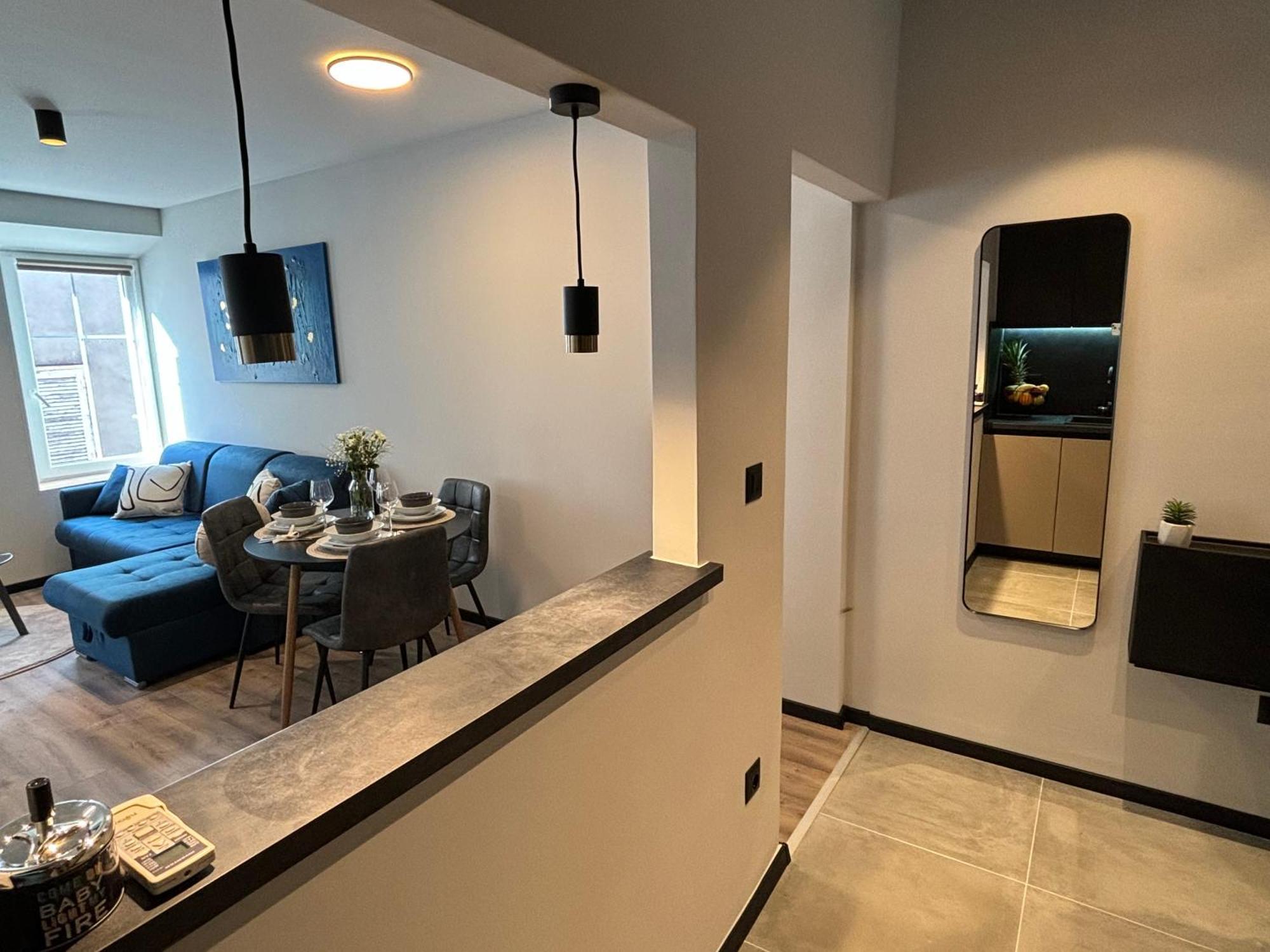 Studio Apartman Versi Old Town Zadar Eksteriør bilde