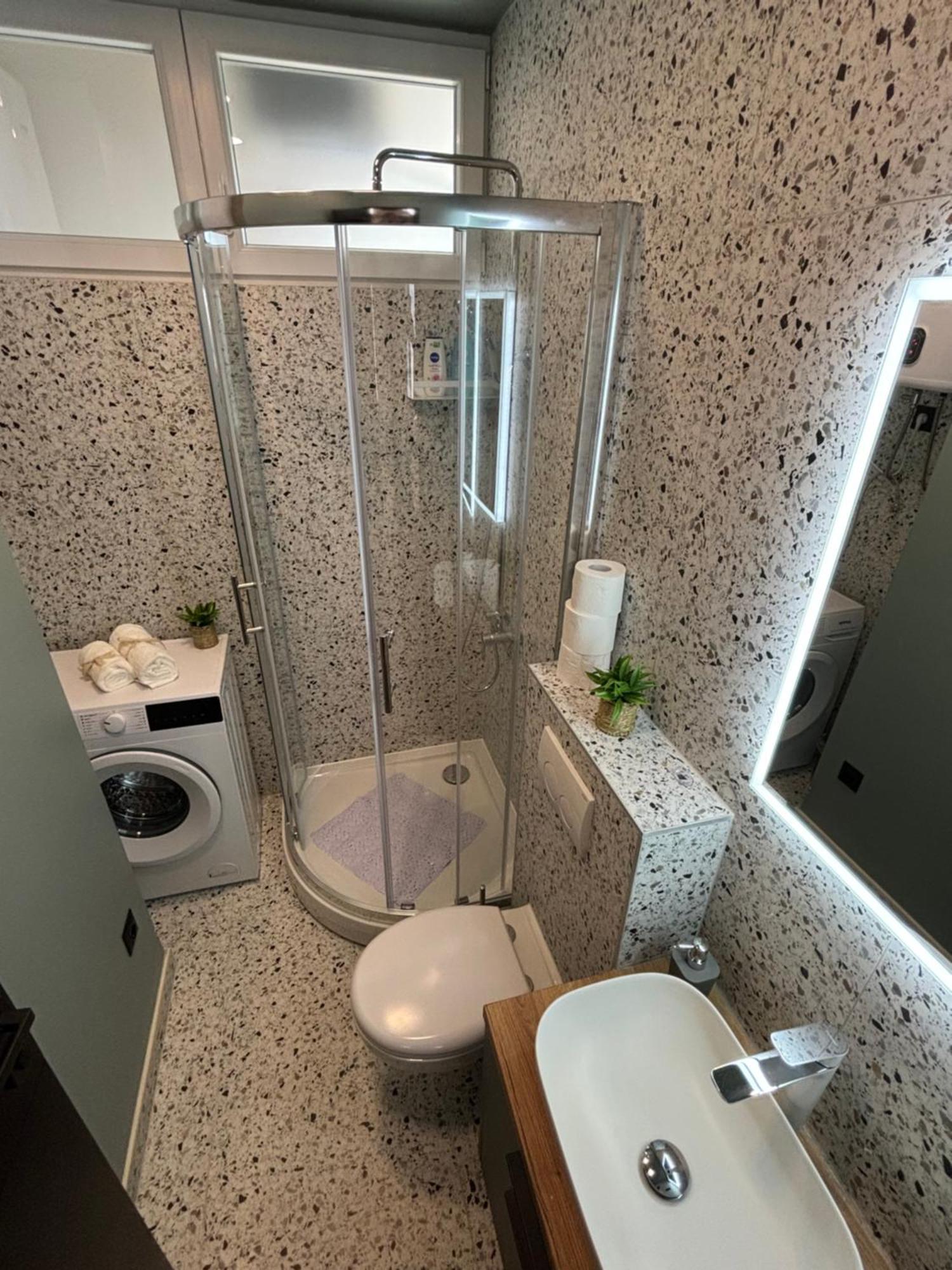 Studio Apartman Versi Old Town Zadar Eksteriør bilde